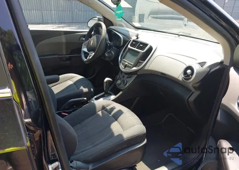 2017 Chevrolet Sonic Lt Auto z USA, uszkodzony, nr VIN 1G1JD5SH6H4121735